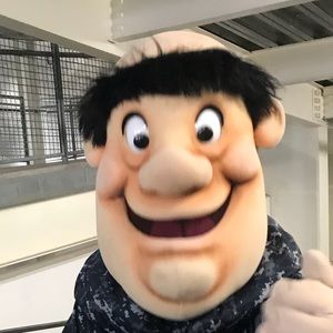 Meet your Posher, Daniel